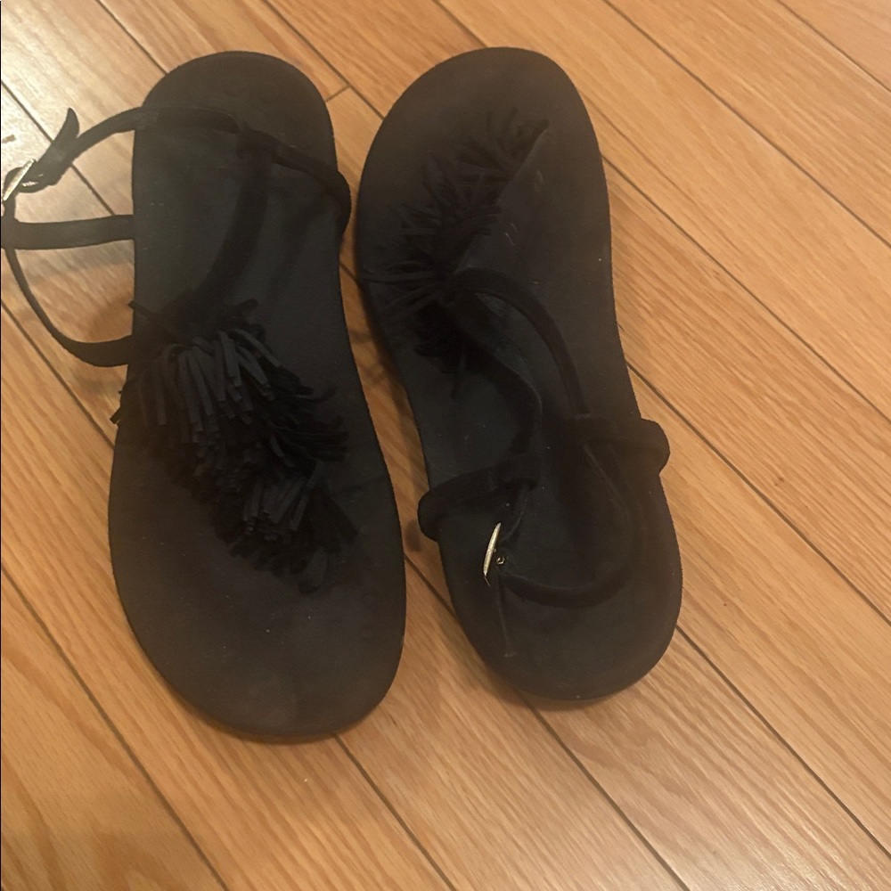 Vionic Black Fringe -Design Sandals